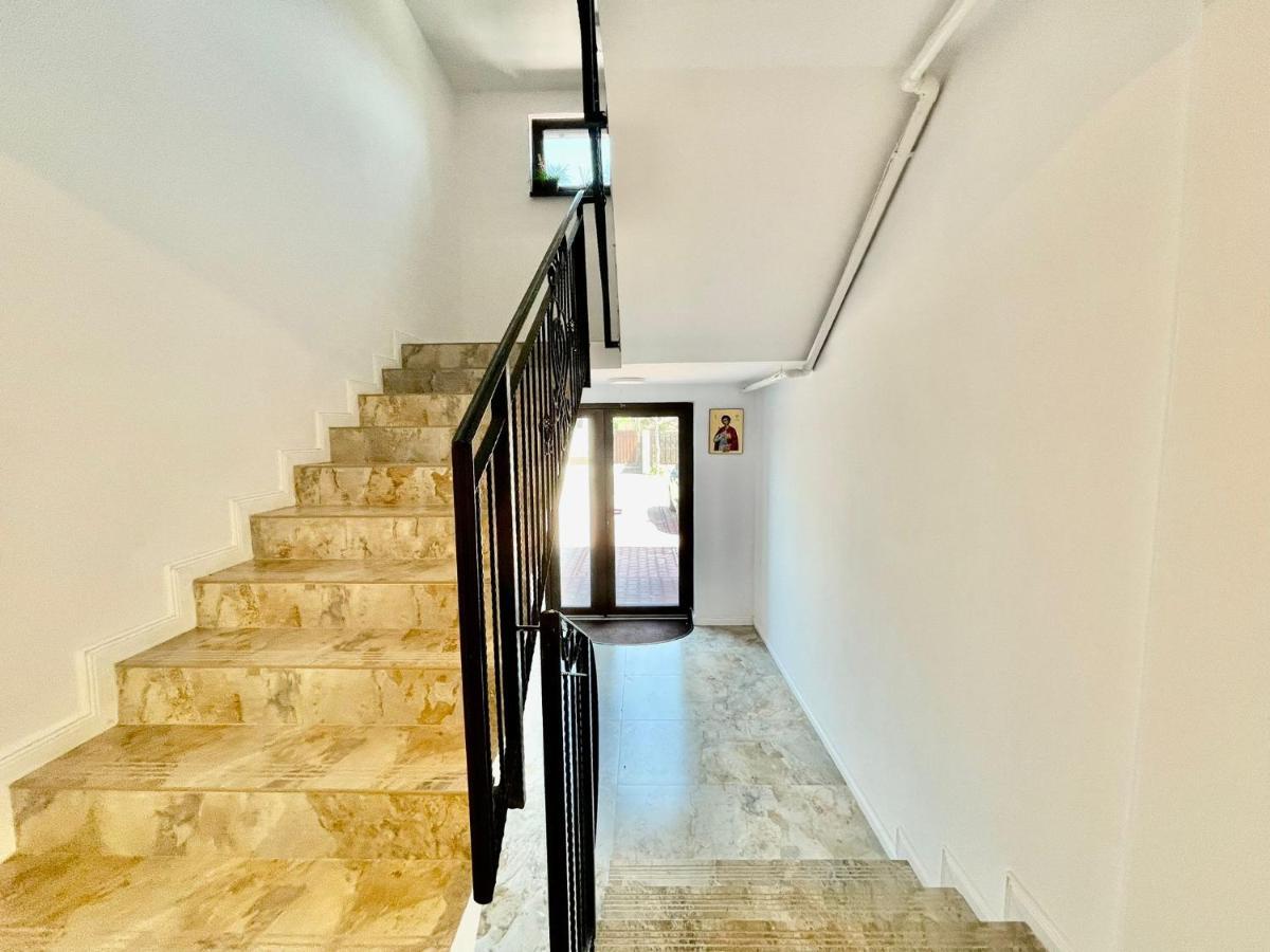 Residence Odaile #1 奥托佩尼 外观 照片