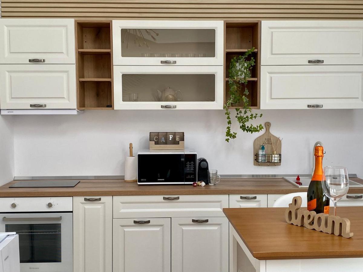 Residence Odaile #1 奥托佩尼 外观 照片
